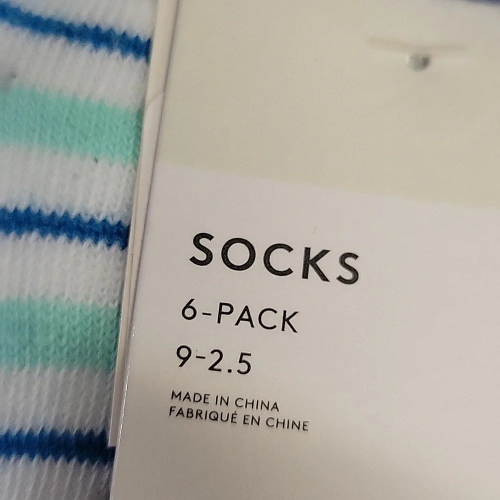 Shark Attack Novelty Socks Pack 6 Pack NWT